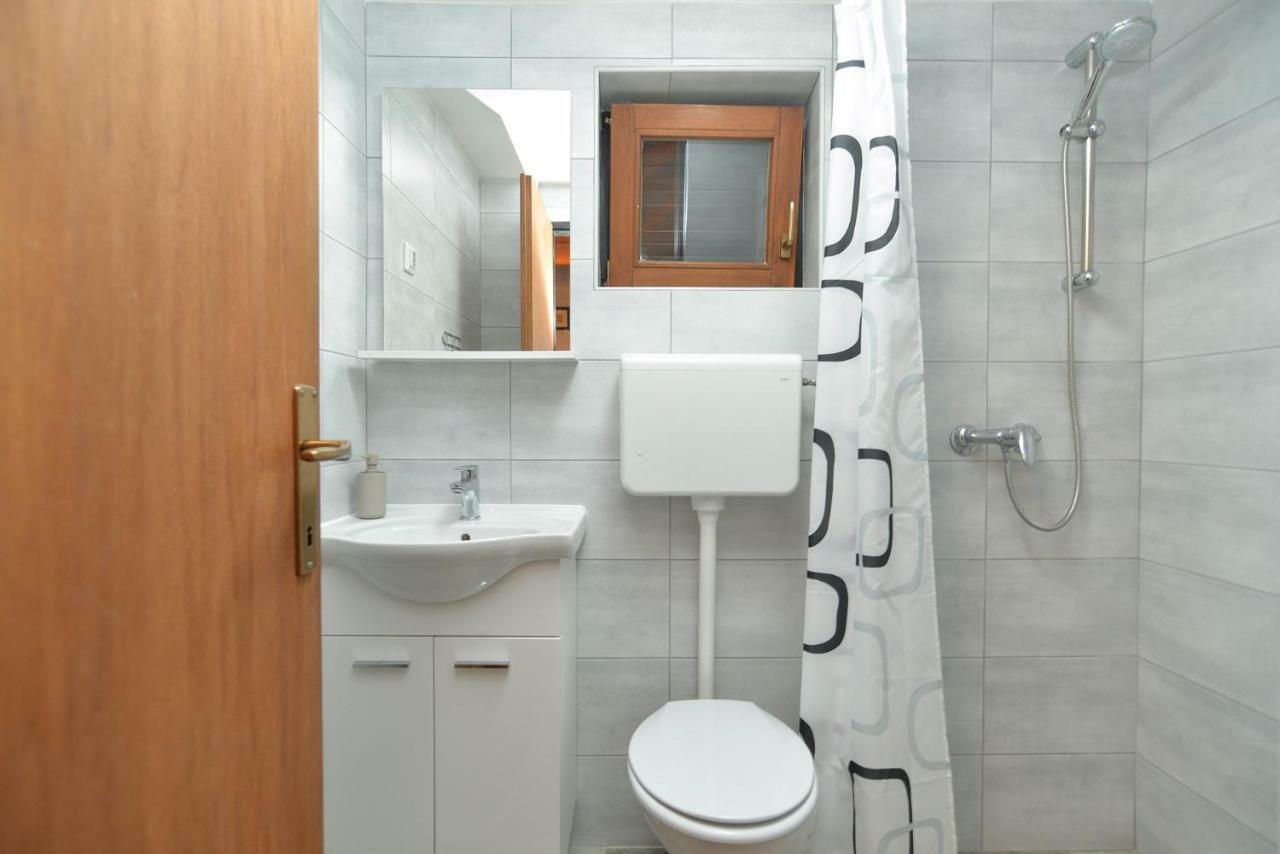 Apartment Mitar 1271 Фажана Екстер'єр фото